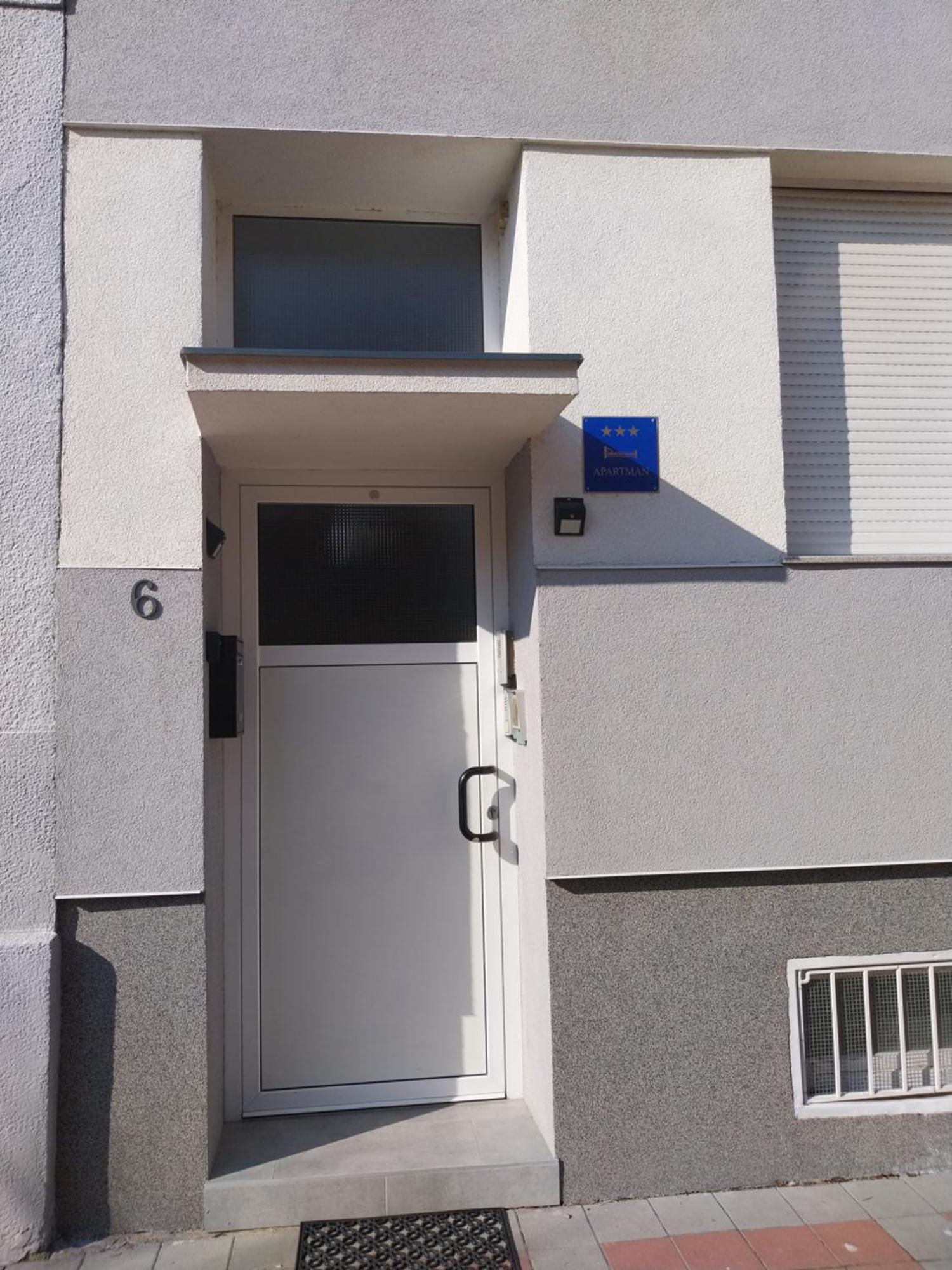 Apartman Bloom 奥西耶克 外观 照片