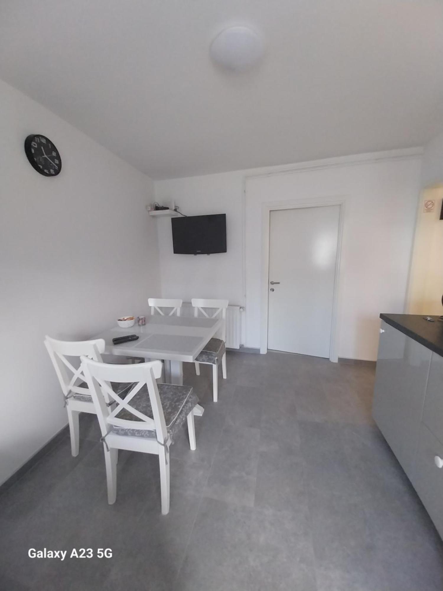 Apartman Bloom 奥西耶克 外观 照片