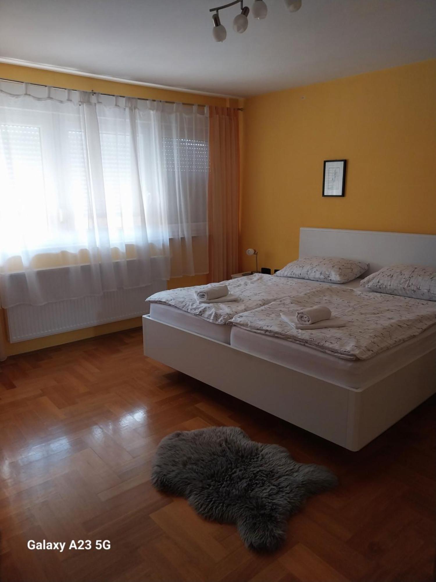 Apartman Bloom 奥西耶克 外观 照片
