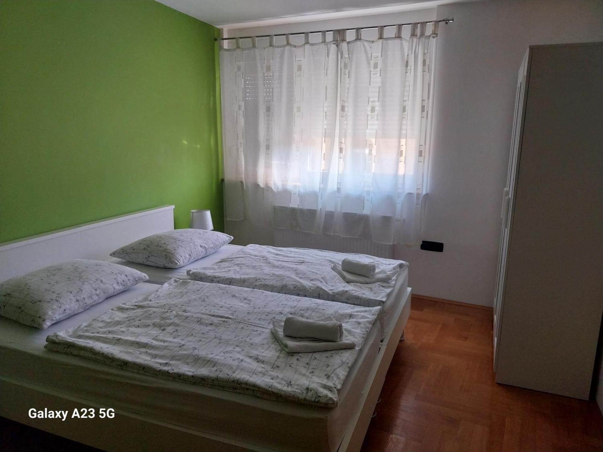 Apartman Bloom 奥西耶克 外观 照片