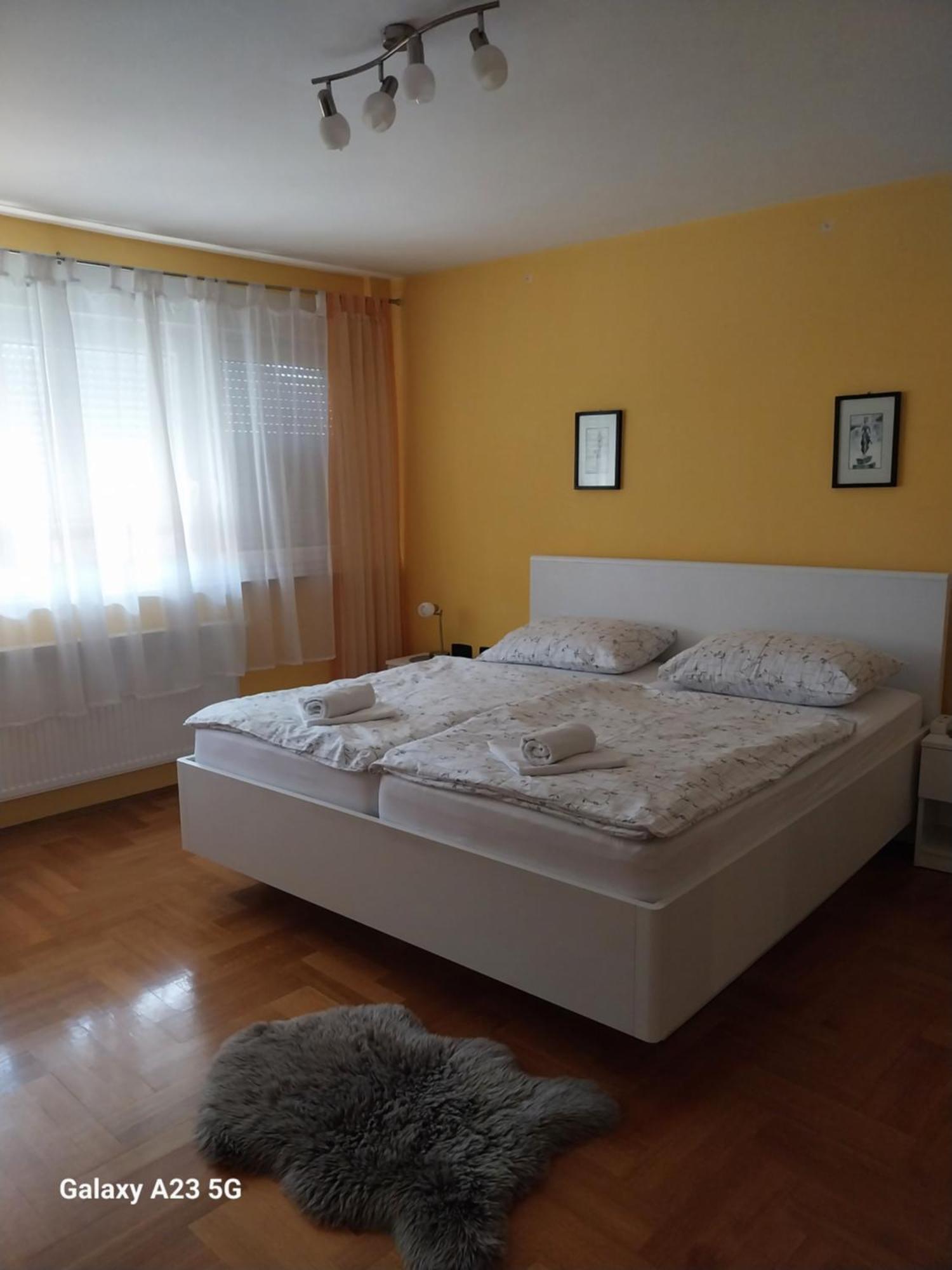 Apartman Bloom 奥西耶克 外观 照片
